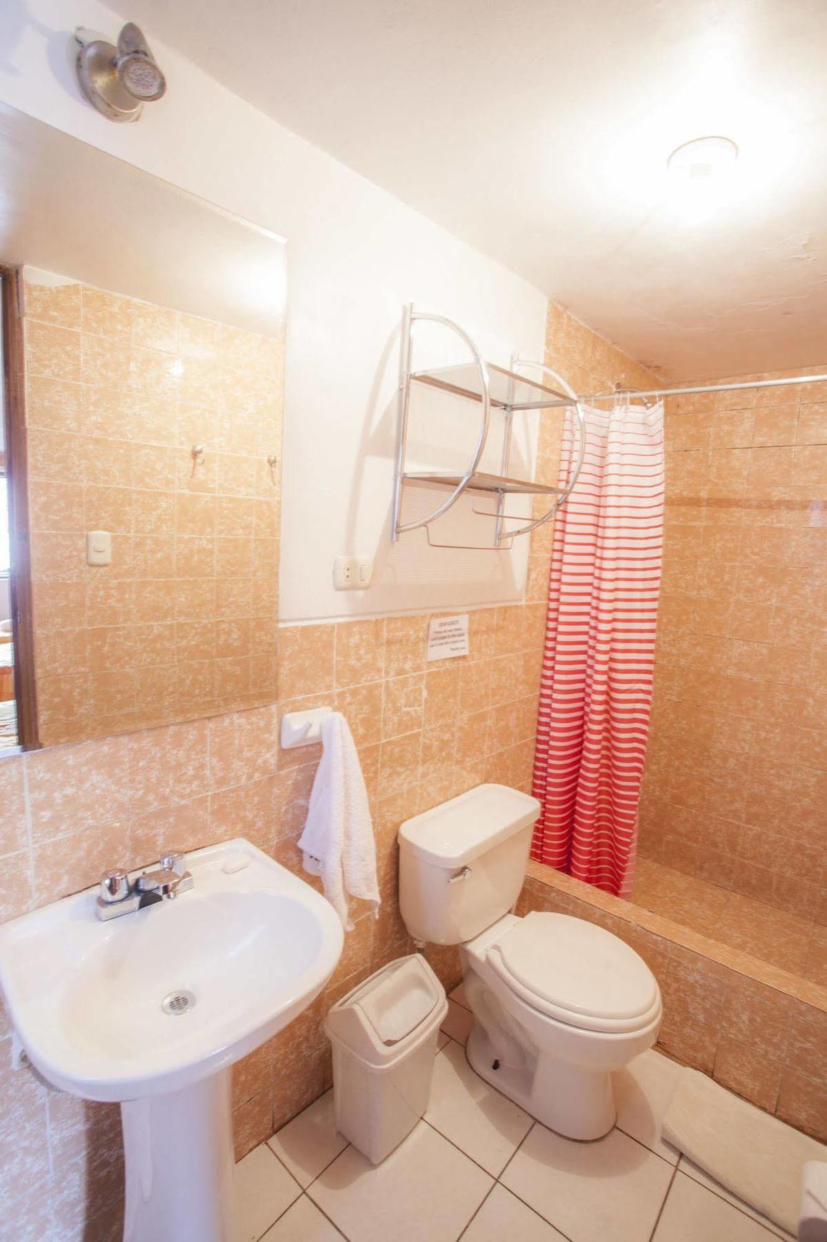 Alojamiento Soledad Huaraz  Exterior foto
